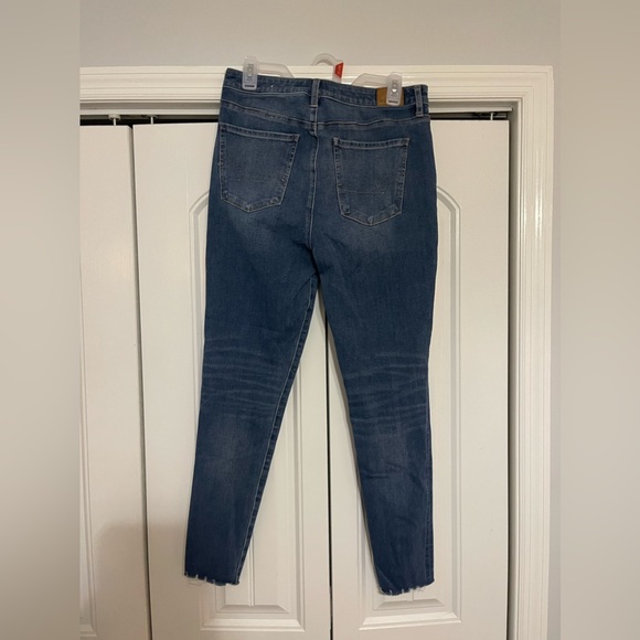 American Eagle Jeans - Picture 2 of 5